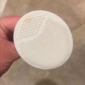 Kids Bath Scrubber - White